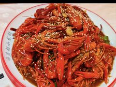 -海盗船. 龙虾烧烤. 酒馆