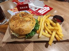 -必胜客(花都百业店)