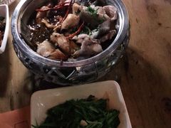 -隔壁老王·家常云南菜(花巷店)