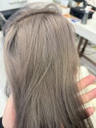 -镁连社·美联社