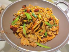 -侬佳蒸菜馆(听潮店)