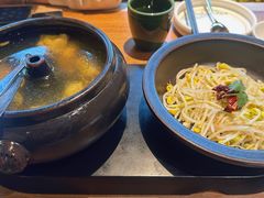 -云海肴·汽锅鸡·云南菜(天山百盛优客店)