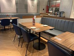 大堂-必胜客(张掖西大街店)