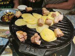 -燚店·铁板鱼蛙·烤肉·烤串(北新桥店)