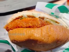 麦麦咔滋脆鸡腿堡-麦当劳(金桥店)