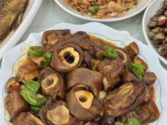 -丹水桥地锅鱼·翘嘴鲌·地方特色全鱼宴(丹江口大坝店)