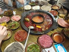 -黄潇洒老火锅(九眼桥宏济巷店)