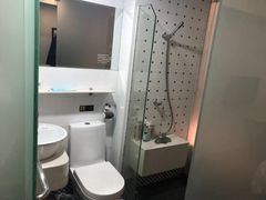 -文星酒店(广州北京路步行街海珠广场地铁站店)