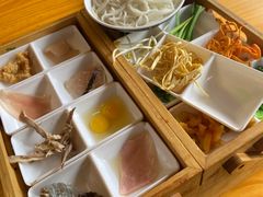 -勺子米线·云南传统小吃市集(四方街店)