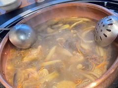 -阿山卓·野生菌火锅·纳西火塘烤肉