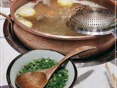 -牛村来人潮汕牛肉火锅(西单店)