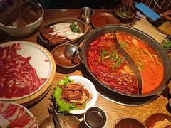 -巴卤社老火锅(财富店)