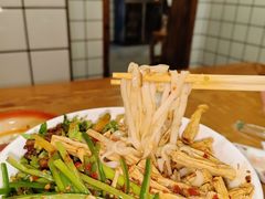 -矮子粉店1985·长沙米粉(湘春路店)