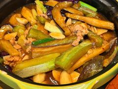 -云海肴·汽锅鸡·云南菜(天山百盛优客店)