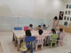 -KidsHome毅英宝贝家早教托育中心
