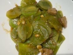 -黄泥岗·地道湖北菜(奥特莱斯店)