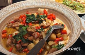 Yunnan Rice Cake with Mint Chicken