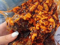 -鑫记婆婆兔·成都特产·兔头手撕兔(太古里店)