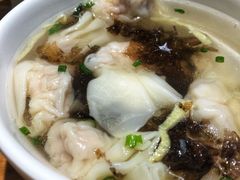 招牌鲜虾小馄饨-苏小柳手工点心(人民广场分院)