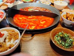 -萍姐火锅·公路夜市(武汉首店)