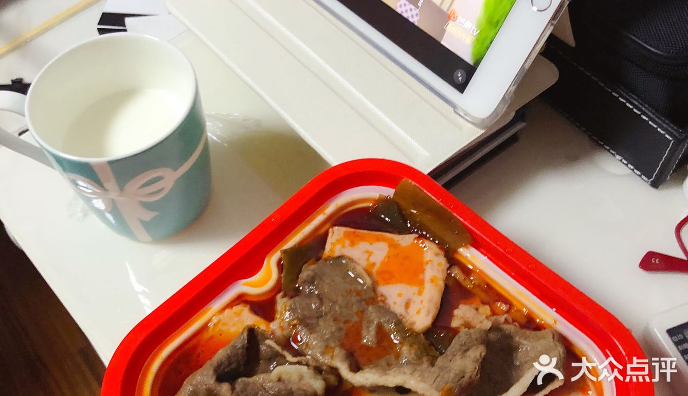 方便面和米粉之类的速食食品