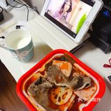 方便面和米粉之类的速食食品