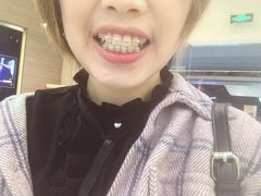 -维乐口腔(美维云门诊陆家嘴店)
