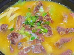 -芜小皖砂锅菜(青山街店)