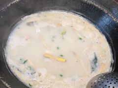 -陈大锅·岳阳鱼馆·地道岳阳菜(美食街店)