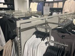 -H&M(鹏欣水游城店)
