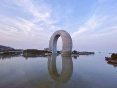 -湖州太湖旅游度假区-月亮广场