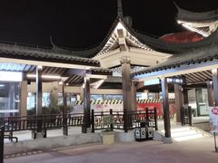 -慈城服务区-停车场