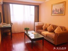 -维也纳酒店(深圳机场店)