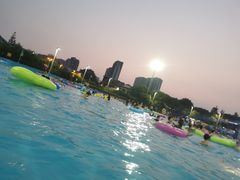 -热带风暴水上乐园