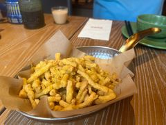 -耶里夏丽·丝路国际·新疆餐厅(浦东区东方路店)