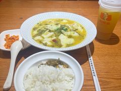 -南城香·饭香串香馄饨香(青年路店)