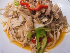 -巴特餐饮6加1音乐餐吧·新疆菜
