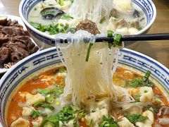 -天发芽·何记葫芦头泡馍·传统小吃(报恩寺街店)