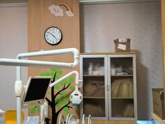 -上海仁爱医院口腔科 · 种植