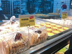 -鲍师傅糕点(江苏路店)