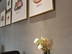 -POKEE VIA&Brunch·维娅(重庆来福士店)