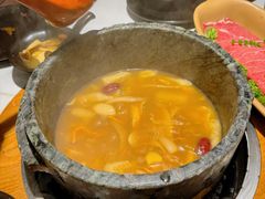 古法野生菌汤锅（不含肉）-芸山季·云南山珍菌火锅(南翔印象城MEGA店)