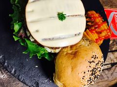 -HIGH FIVE哈福手工汉堡(桂林路店)