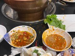 -楼外楼大刀肉传统火锅(西安大路店)