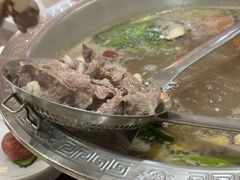 -乡土黄·鲜牛肉火锅·小龙虾(兴业街店)