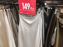 -优衣库(北京万柳华联购物中心店)