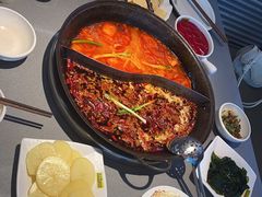 -周小明火锅(黑金冠社区店)