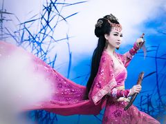 -九月鹰飞汉服摄影工作室