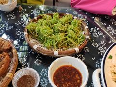 -旺角小渔村·海肠捞饭开创者(环山路店)