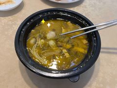 -渝是乎酸菜鱼(龙旗购物中心店)